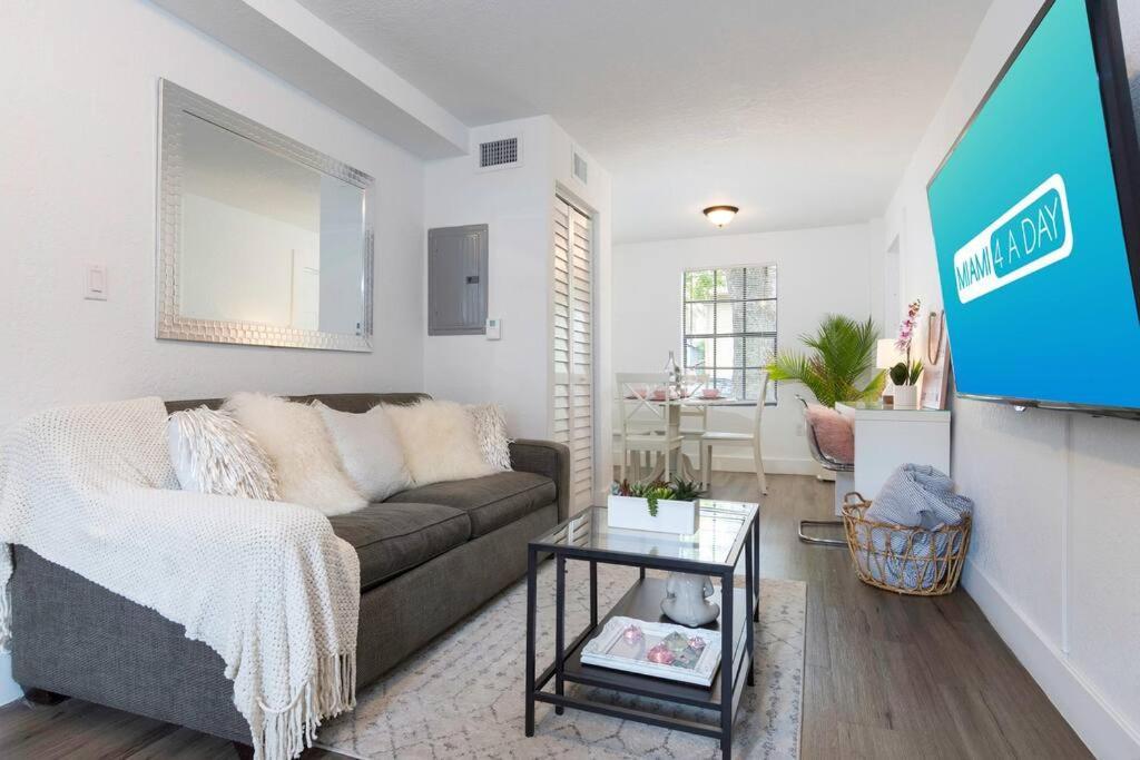 Lovely Apartment Near Brickell 1 Miami Exterior photo